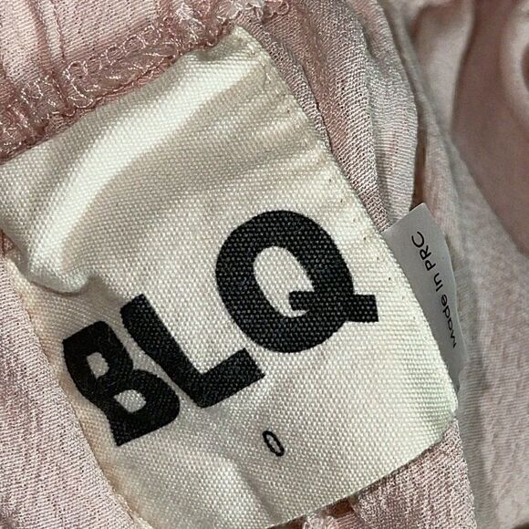 BLQ BASIQ  Top Womens Size 0 off shoulder Boho in Pale Blush pink Relaxed Urban - Picture 6 of 8